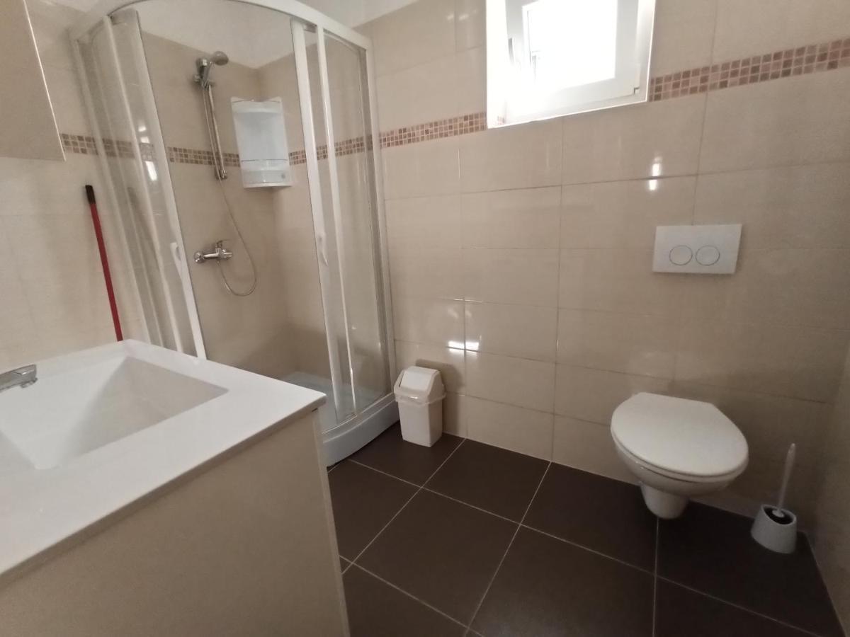 Apartmani Vesna Đảo Krk Ngoại thất bức ảnh