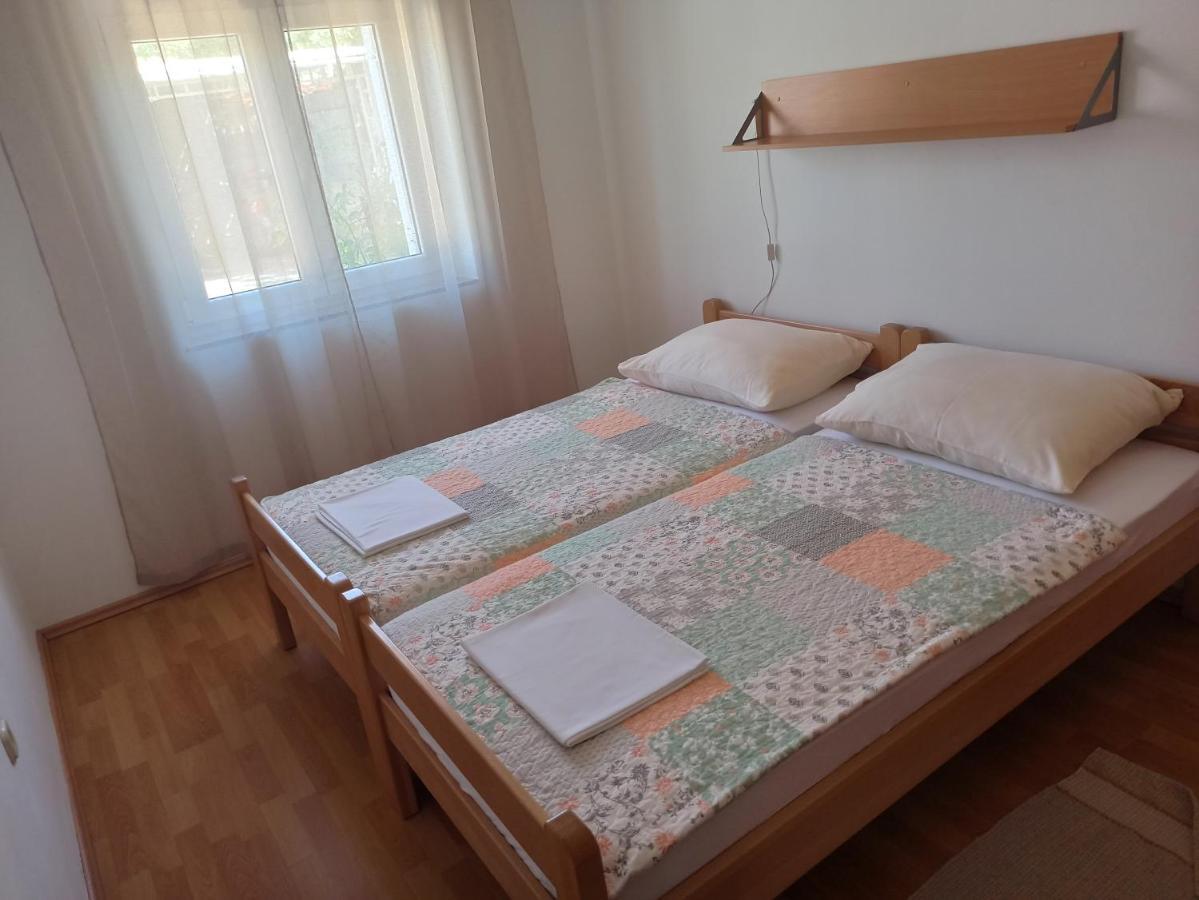 Apartmani Vesna Đảo Krk Ngoại thất bức ảnh