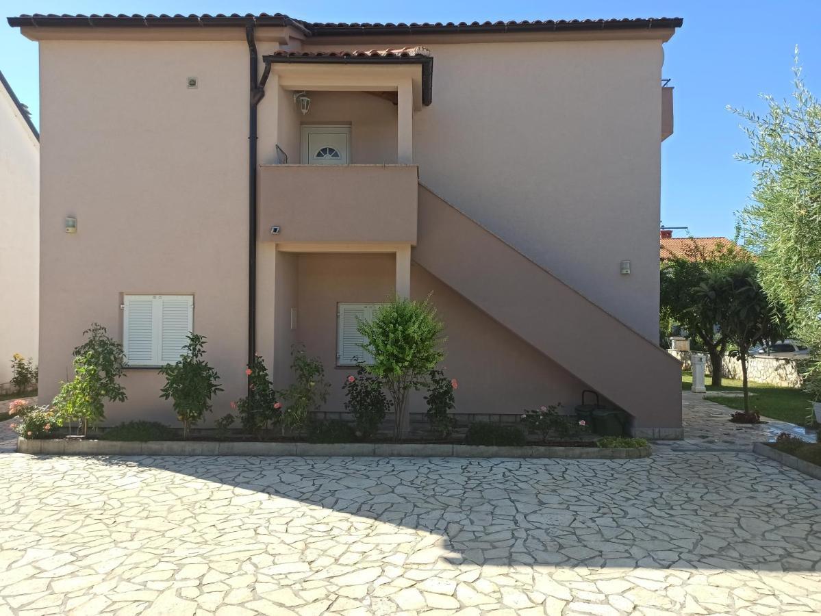 Apartmani Vesna Đảo Krk Ngoại thất bức ảnh